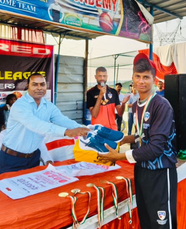 AK GOLDEN CRICKET ACADEMY